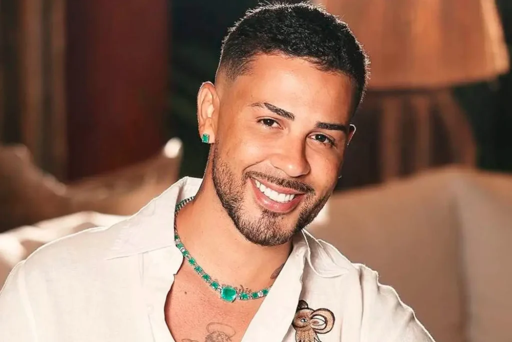 Influenciador é multado em R$ 1 milhão após vídeo com animais em Fernando de Noronha Influenciador e multado em R 1 milhao apos video com animais em Fernando de Noronha