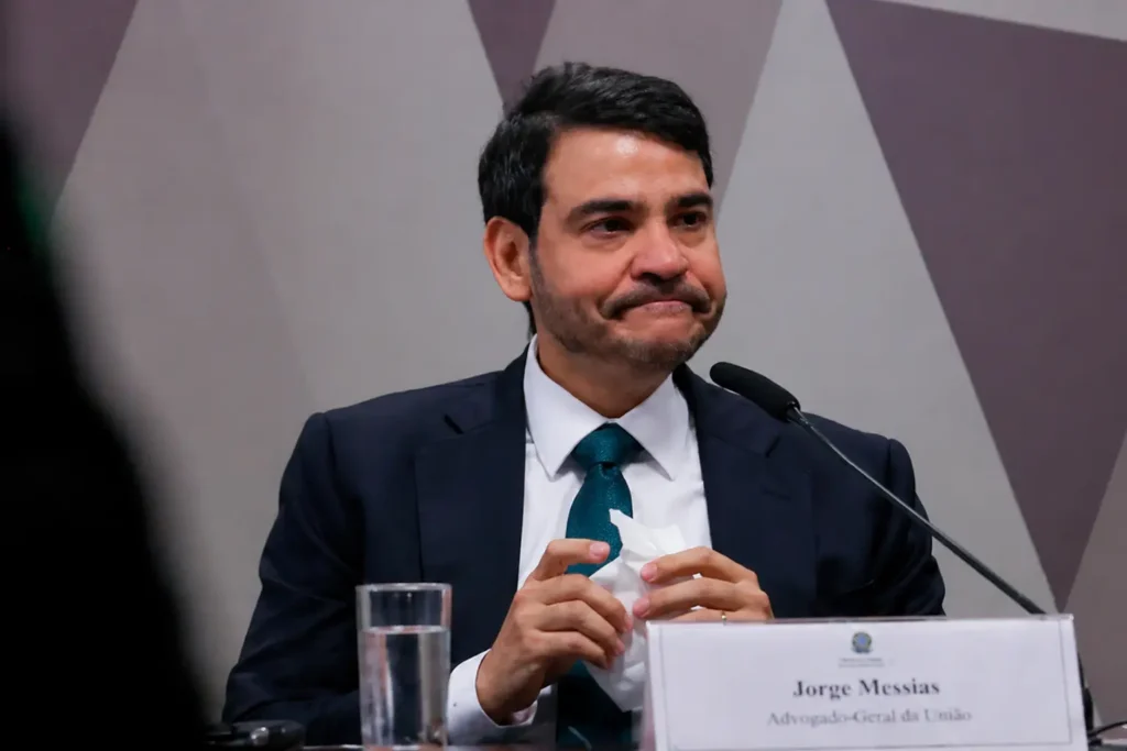 Senado rejeita Jorge Messias, indicado de Lula ao STF, após mais de 130 anos Senado rejeita Jorge Messias indicado de Lula ao STF apos mais de 130 anos