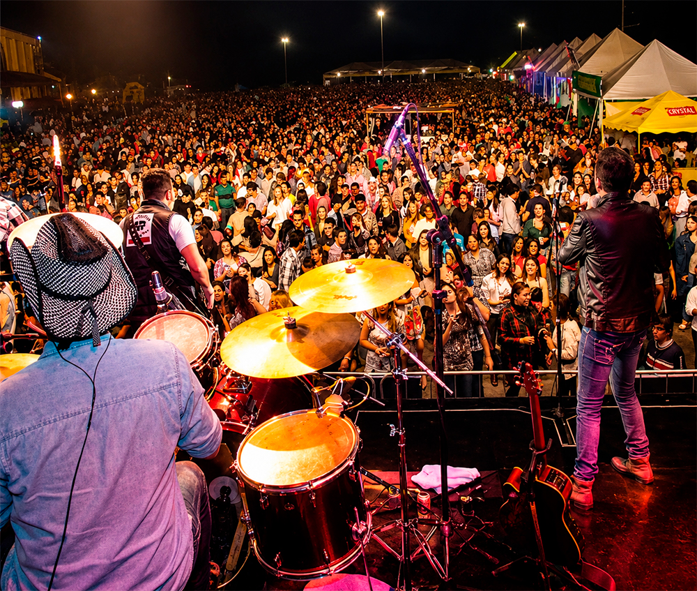 Quermesse Universitária, com quadrilha e atrações musicais na sexta e sábado em Araçatuba, é opção de lazer para toda família.