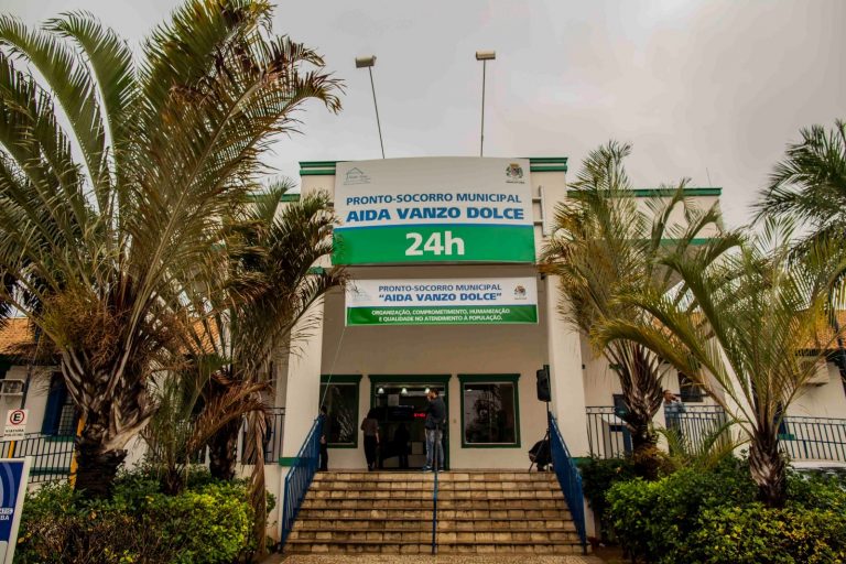 Adolescentes ficam feridos em incêndio Vitima reage a assalto e fica ferida com golpe de faca