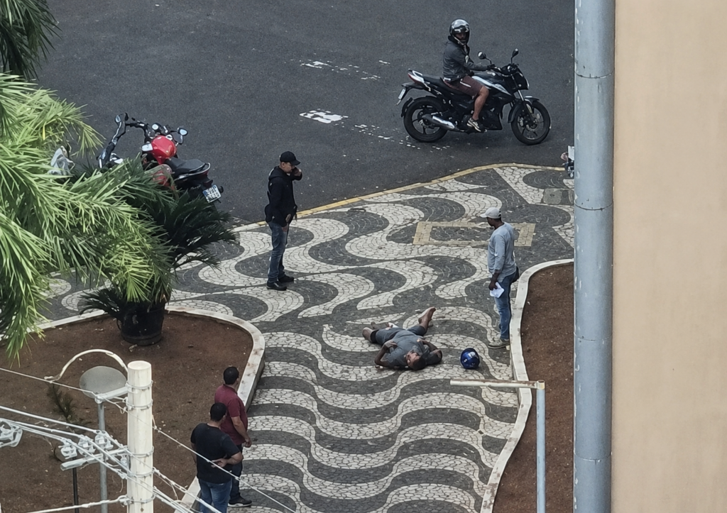 homem morre baleado por guarda civil de folga em Aracatuba