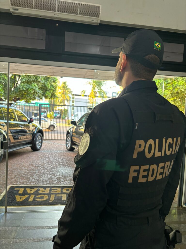 mulher presa pela pf em aracatuba e acusada de compartilhar cenas de abuso sexual