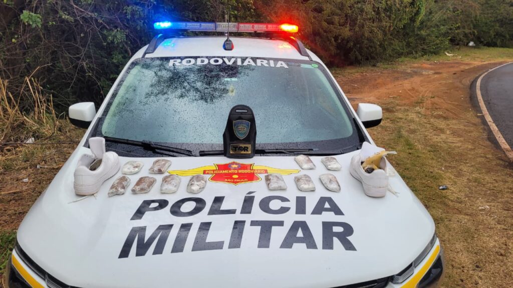 Passageira de ônibus é presa com tipo mais forte de maconha policia rodoviaria prende mulher levando tipo mais forte de maconha